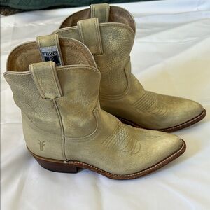 Frye Ankle Billy Gold Western Boots